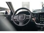 Volvo V60 2.0 T6 Twin Engine AWD Momentum Pro | Afneembare trekhaak | Verwarmde voorstoelen |