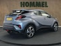 Toyota C-HR / C-HR+ 1.8 Hybrid Dynamic - ORIGINEEL NEDERLANDSE AUTO - CRUISE CONTROL ADAPTIEF - APPLE CARPLAY/ANDROID AUTO - DODEHOEKDETECTIE - NAVIGATIE FULL MAP - KEYLESS ENTRY/START - LICHTMETALEN VELGEN 18 INCH - PARKEERSENSOREN VOOR + ACHTER