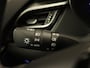 Toyota C-HR / C-HR+ 1.8 Hybrid Dynamic - ORIGINEEL NEDERLANDSE AUTO - CRUISE CONTROL ADAPTIEF - APPLE CARPLAY/ANDROID AUTO - DODEHOEKDETECTIE - NAVIGATIE FULL MAP - KEYLESS ENTRY/START - LICHTMETALEN VELGEN 18 INCH - PARKEERSENSOREN VOOR + ACHTER