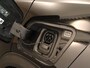 Peugeot e-2008 EV Active Pack 50 kWh - ORIGINEEL NEDERLANDSE AUTO - APPLE CARPLAY/ANDROID AUTO - CLIMATE CONTROL - CRUISE CONTROL - KEYLESS START - PARKEERSENSOREN ACHTER - VERKEERSBORDDETECTIE