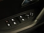 Peugeot e-2008 EV Active Pack 50 kWh - ORIGINEEL NEDERLANDSE AUTO - APPLE CARPLAY/ANDROID AUTO - CLIMATE CONTROL - CRUISE CONTROL - KEYLESS START - PARKEERSENSOREN ACHTER - VERKEERSBORDDETECTIE