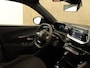 Peugeot e-2008 EV Active Pack 50 kWh - ORIGINEEL NEDERLANDSE AUTO - APPLE CARPLAY/ANDROID AUTO - CLIMATE CONTROL - CRUISE CONTROL - KEYLESS START - PARKEERSENSOREN ACHTER - VERKEERSBORDDETECTIE