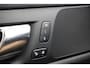 Volvo V60 2.0 B3 Inscription Automaat - Carplay, Panorama, Leer, Memory, Trekhaak