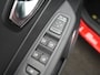 Renault Captur TCe 120 EDC Intens - RIJKLAARPRIJS - Automaat - Zwarte velgen - All Seasonbanden - Achteruitrijcamera - Cruise Control - Trekhaak