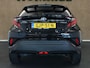 Toyota C-HR / C-HR+ 1.8 Hybrid Style - NAVIGATIE - PARKEERASSISTENT - STOELVERWARMING - STUURVERWARMING - PARKEERSENSOREN VOOR/ ACHTER - KEYLESS ENTRY/ START - DODEHOEK DETECTIE - 18 INCH LICHT METALEN VELGEN - CAMERA