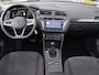 Volkswagen Tiguan 1.4 TSI 245 pk DSG eHybrid Elegance | Panorama Dak | Stoel + Stuurverwarming | ACC | IQ Light | 360 Camera | Navigatie | App Connect | Side Assist | Elektrische Klep |