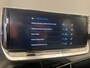 Peugeot 2008 1.2 Hybrid 145 Style Carplay | Parkeersensoren | LED | Cruise | Climate Control | DAB | Airco (automatisch) | Apple Carplay/Android Auto|telefoonintegratie premium | Cruise control