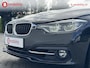 BMW 3-Serie 320i High Executive Sportline Apple CarPlay 40.000KM! NL Auto | LED | Leer | Sportstoelen | Navigatie | Cruise Control