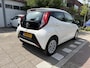 Toyota Aygo 1.0 VVT-i x-play AIRCO CAMERA LED