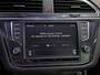 Volkswagen Tiguan 2.0 TDI 4Motion Highline 18"/VOL Leder + memory/Panoramadak/Dynaudio/Trekhaak/Head-up/Adaptieve cruise/Elektrische klep/Dodehoek/Stoelverwarming