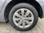Hyundai i10 1.0i Comfort / Navigatie / Cruise control / Airco / Telefoon / Elektrisch bedienbare ramen + spiegels.