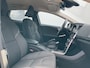 Volvo V40 Cross Country 2.0 T3 Nordic+ Trekhaak Nav/Cruise Stoelverw Clima Xenon Orig.NL