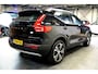 Volvo XC40 1.5 T4 Recharge 155kW/211pk DCT7 Inscription ADAPT.CRUISE + PILOT ASSIST + EL.TREKHAAK + NAPPA LEER + NAVI SENSUS + LANE ASSIST + STUUR-&STOELVERWARMING + CAMERA + STYLING PAKKET + KEYLESS ENTRY&GO + PARKSENSOREN V&A + 19” LM-VELGEN!!