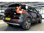 Volvo XC40 1.5 T4 Recharge 155kW/211pk DCT7 Inscription ADAPT.CRUISE + PILOT ASSIST + EL.TREKHAAK + NAPPA LEER + NAVI SENSUS + LANE ASSIST + STUUR-&STOELVERWARMING + CAMERA + STYLING PAKKET + KEYLESS ENTRY&GO + PARKSENSOREN V&A + 19” LM-VELGEN!!