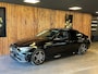 Mercedes-Benz C-klasse 300 e AMG Line / Pano / Burmester / Camera / Sfeerverlichting / Stoelverwarming / Trekhaak / DAB