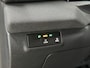 Volkswagen T-Roc 1.5 eTsi 150 pk Life First Edition | Comfort | Camera | Trekhaak |
