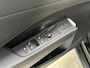 Volkswagen T-Roc 1.5 eTsi 150 pk Life First Edition | Comfort | Camera | Trekhaak |