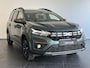 Dacia Jogger 1.0 TCe 100 ECO-G Extreme 5p. TREKHAAK | ACHTERUITRIJCAMERA | PARKEERSENSOREN VOOR-/ACHTER | STOELVERWARMING | BLIS |