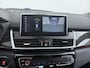 BMW 2-Serie Gran Tourer 220i 7p. Business Edition Plus LEDER / Navigatie / Camera / Parkeersensoren / Stoelverwarming / Carplay / 18'' LMV