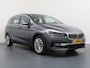 BMW 2-Serie Gran Tourer 220i 7p. Business Edition Plus LEDER / Navigatie / Camera / Parkeersensoren / Stoelverwarming / Carplay / 18'' LMV