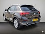 Volkswagen T-Roc 1.5 TSI Sport | Navigatie | Clima | PDC | Apple Carplay of Android Auto | 17 inch LM Velgen