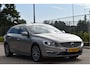 Volvo V60 2.0 T4 Summum 191 pk Luxury Line Winter | Vol | NL-Auto | Trekhaak | Open dak | Standkachel | Elekt.stoelen | Camera | LED/Xenon | 4-Seasons