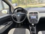 Fiat Punto Grande 1.4-16V Dynamic 5-Deurs 6-Bak 96 PK. Goed rijdende inruilauto met nieuwe APK !!!