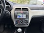 Fiat Punto Grande 1.4-16V Dynamic 5-Deurs 6-Bak 96 PK. Goed rijdende inruilauto met nieuwe APK !!!