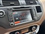Kia Rio 1.4 CVVT ExecutiveLine | Schuifdak | Camera | Leder | Keyless | Stoel+stuurverwarming
