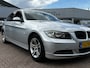 BMW 3-Serie 318i High Executive |AUTOMAAT|CRUISE|CLIMA|ELK.PAKKET|LEDER|LM VELGEN 16''|GOED ONDERHOUDEN