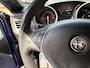 Alfa Romeo Giulietta 1.4 Turbo MultiAir Business Super / Automaat / NL-Auto / Vol-Leder / Stuurwiel-Flippers / Cruise-Control / Climate-Control / DAB Radio-Bluetooth / Navi / PDC / 18'' LMV / All-Season / ENZ.