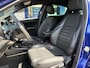 Alfa Romeo Giulietta 1.4 Turbo MultiAir Business Super / Automaat / NL-Auto / Vol-Leder / Stuurwiel-Flippers / Cruise-Control / Climate-Control / DAB Radio-Bluetooth / Navi / PDC / 18'' LMV / All-Season / ENZ.