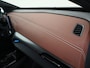 Volkswagen ID.4 PRO 77 kWh + WEGKL. TREKHAAK | ADAPTIVE CRUISE | WARMTEPOMP | STUUR/STOELVERW. | CAMERA | SFEERVERLICHTING