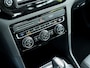 Volkswagen Golf Sportsvan 1.4 TSI Highline | Trekhaak | Camera | Navigatie | Stoelverwarming | Dode Hoek Detectie | Climate Control | Cruise Control | Metallic Lak | All Season Banden | 17'' Lichtmetalen Velgen |