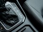 Volkswagen Golf Sportsvan 1.4 TSI Highline | Trekhaak | Camera | Navigatie | Stoelverwarming | Dode Hoek Detectie | Climate Control | Cruise Control | Metallic Lak | All Season Banden | 17'' Lichtmetalen Velgen |
