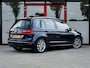 Volkswagen Golf Sportsvan 1.4 TSI Highline | Trekhaak | Camera | Navigatie | Stoelverwarming | Dode Hoek Detectie | Climate Control | Cruise Control | Metallic Lak | All Season Banden | 17'' Lichtmetalen Velgen |