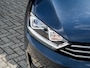 Volkswagen Golf Sportsvan 1.4 TSI Highline | Trekhaak | Camera | Navigatie | Stoelverwarming | Dode Hoek Detectie | Climate Control | Cruise Control | Metallic Lak | All Season Banden | 17'' Lichtmetalen Velgen |