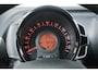 Peugeot 108 1.0 e-VTi Active Premium NL-auto [ Airco Bluetooth LED-dagrijverlichting Centrale Vergrendeling Elektrische Ramen ]