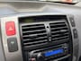 Hyundai Tucson 2.0i Dynamic 141PK Trekhaak,Airco,Cruise,ElektrRamen+Spiegels,Isofix,Radio/Cd-Speler,Dakrail,Lmv,GetintGlas