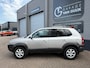 Hyundai Tucson 2.0i Dynamic 141PK Trekhaak,Airco,Cruise,ElektrRamen+Spiegels,Isofix,Radio/Cd-Speler,Dakrail,Lmv,GetintGlas
