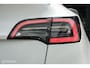 Tesla Model Y RWD 58 kWh | Autopilot 3.0 Ryzen | Stoel en stuurwielverw. | 1e eigenaar | Premium interieur | Pearl White | Spoiler | LFP batterij | SOH 93%