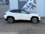 Hyundai Tucson 1.6 T-GDI PHEV 265 Pk Comfort 4WD | Bicolor | Navigatie | Camera | Clima | Cruise | Keyless | 19".
