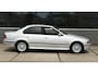 BMW 5-Serie 523i Executive |Clima |CruiseC |Nwe APK