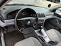 BMW 5-Serie 523i Executive |Clima |CruiseC |Nwe APK