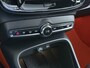 Volvo XC40 1.5 T3 R-Design, Meest complete van NL!