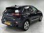 Kia Niro EV e-Niro ExecutiveLine 64 kWh NAVIGATIE | SOH 95,5 % | 1 FASE | ACHTERUITRIJCAMERA | LEDEREN BEKLEDING