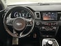 Kia Niro EV e-Niro ExecutiveLine 64 kWh NAVIGATIE | SOH 95,5 % | 1 FASE | ACHTERUITRIJCAMERA | LEDEREN BEKLEDING