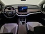 Skoda Enyaq iV 60 First Edition ELEKTRISCH UITKLAPBARE TREKHAAK | SOH 93,7 % | NAVIGATIE | ACHTERUITRIJCAMERA