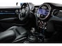 MINI Cooper 5-Deurs 1.5 Classic | COMFORT / CONNECTED NAVIGATION- PACK | PANORAMADAK | DAB | APPLE | 17"