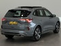 Ford Kuga 1.5 EcoBoost ST-Line X | Panoramadak | Lichtmetalen velgen 19" | Stoel- stuur- en voorruitverwarming | Apple Carplay/Android Auto